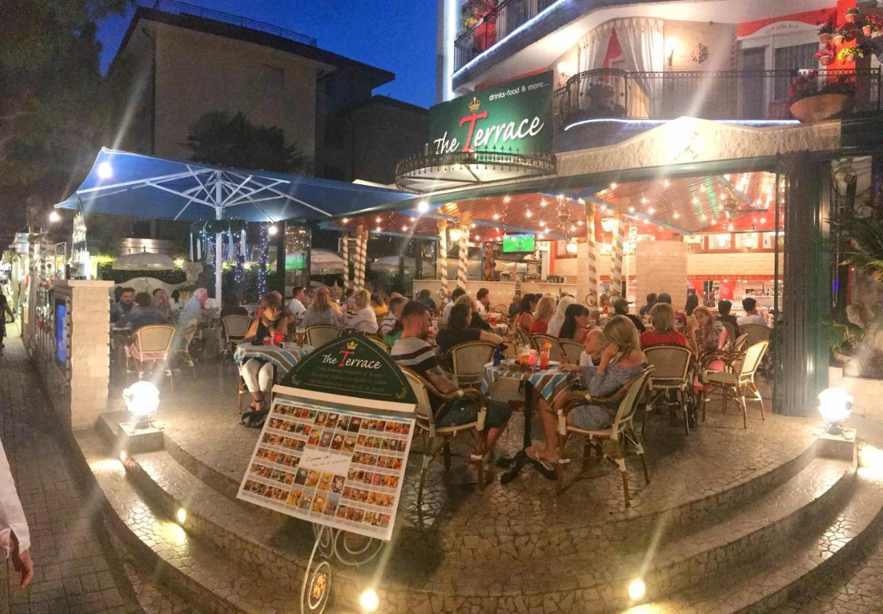 Milton Boutique Hotel - Adults Only Lido di Jesolo Exterior photo