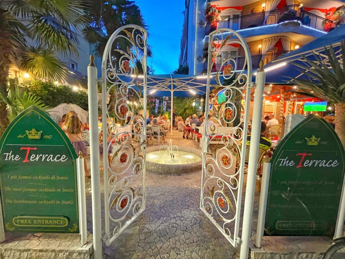 Milton Boutique Hotel - Adults Only Lido di Jesolo Exterior photo