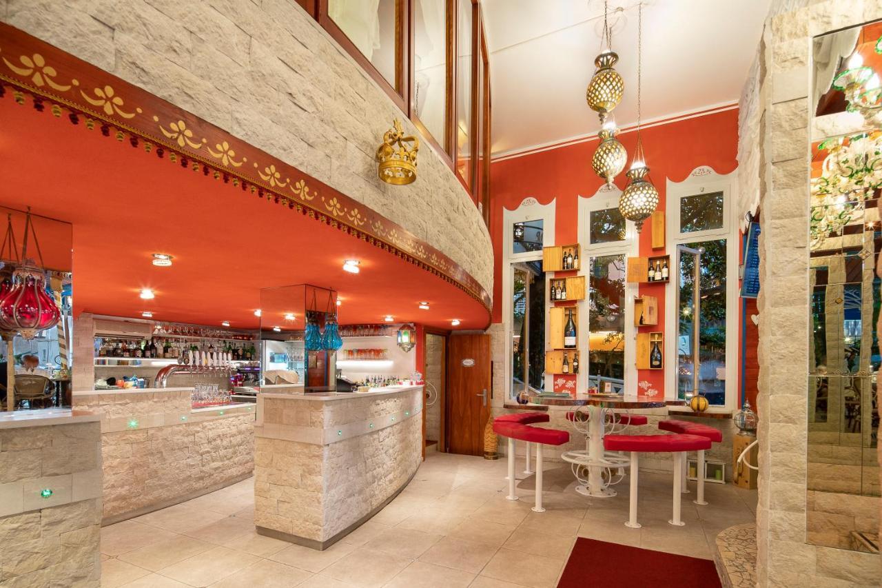 Milton Boutique Hotel - Adults Only Lido di Jesolo Exterior photo