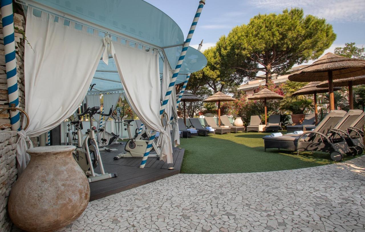 Milton Boutique Hotel - Adults Only Lido di Jesolo Exterior photo