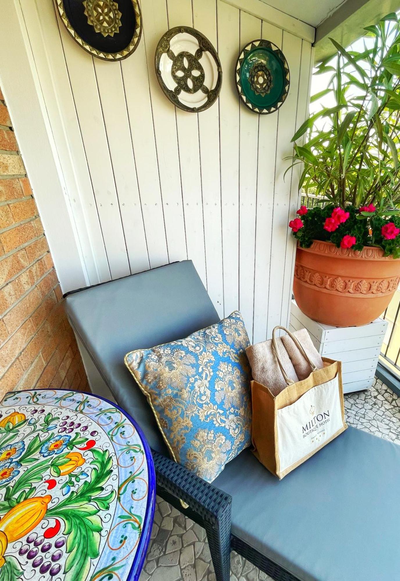 Milton Boutique Hotel - Adults Only Lido di Jesolo Exterior photo